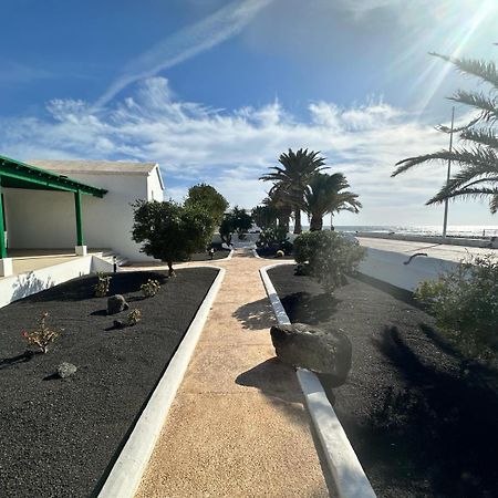 Luxury Villa Sea Front -La Orilla 플라야 온다 외부 사진