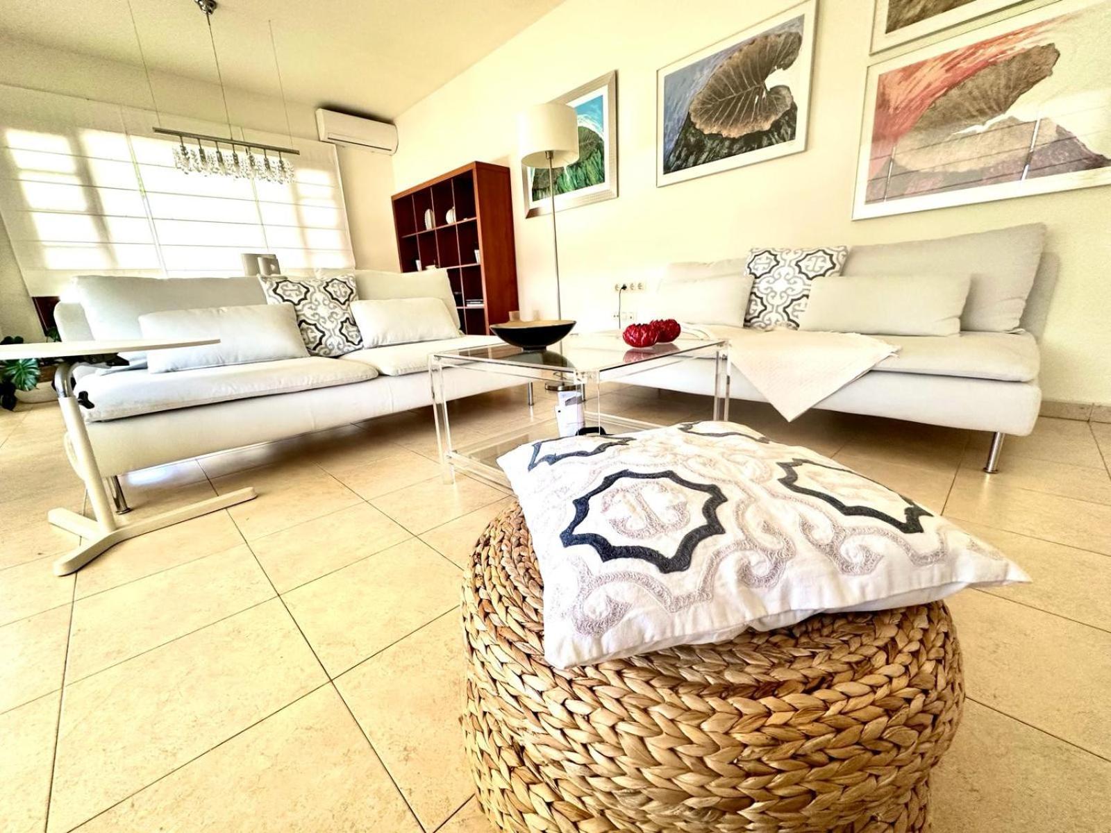Luxury Villa Sea Front -La Orilla 플라야 온다 외부 사진